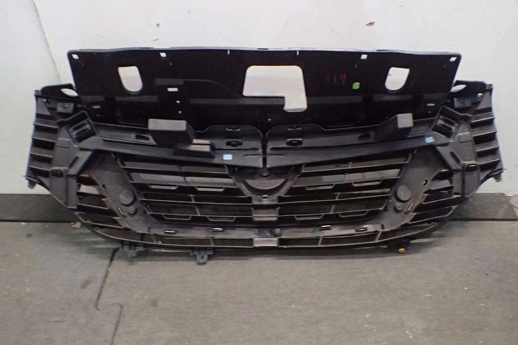 grille NISSAN NV300 16