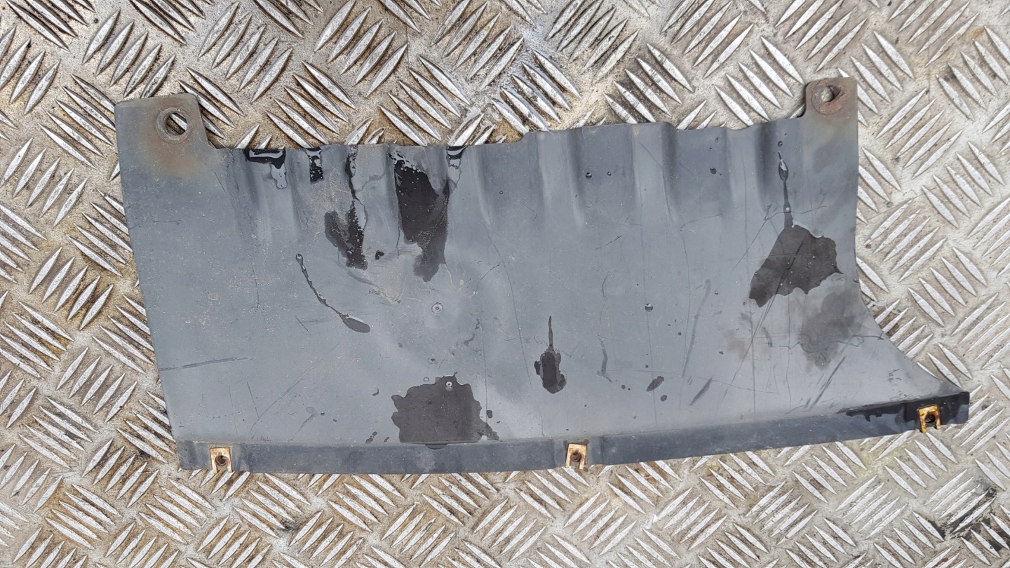 cover below rear bumper BMW 1 E87 E81