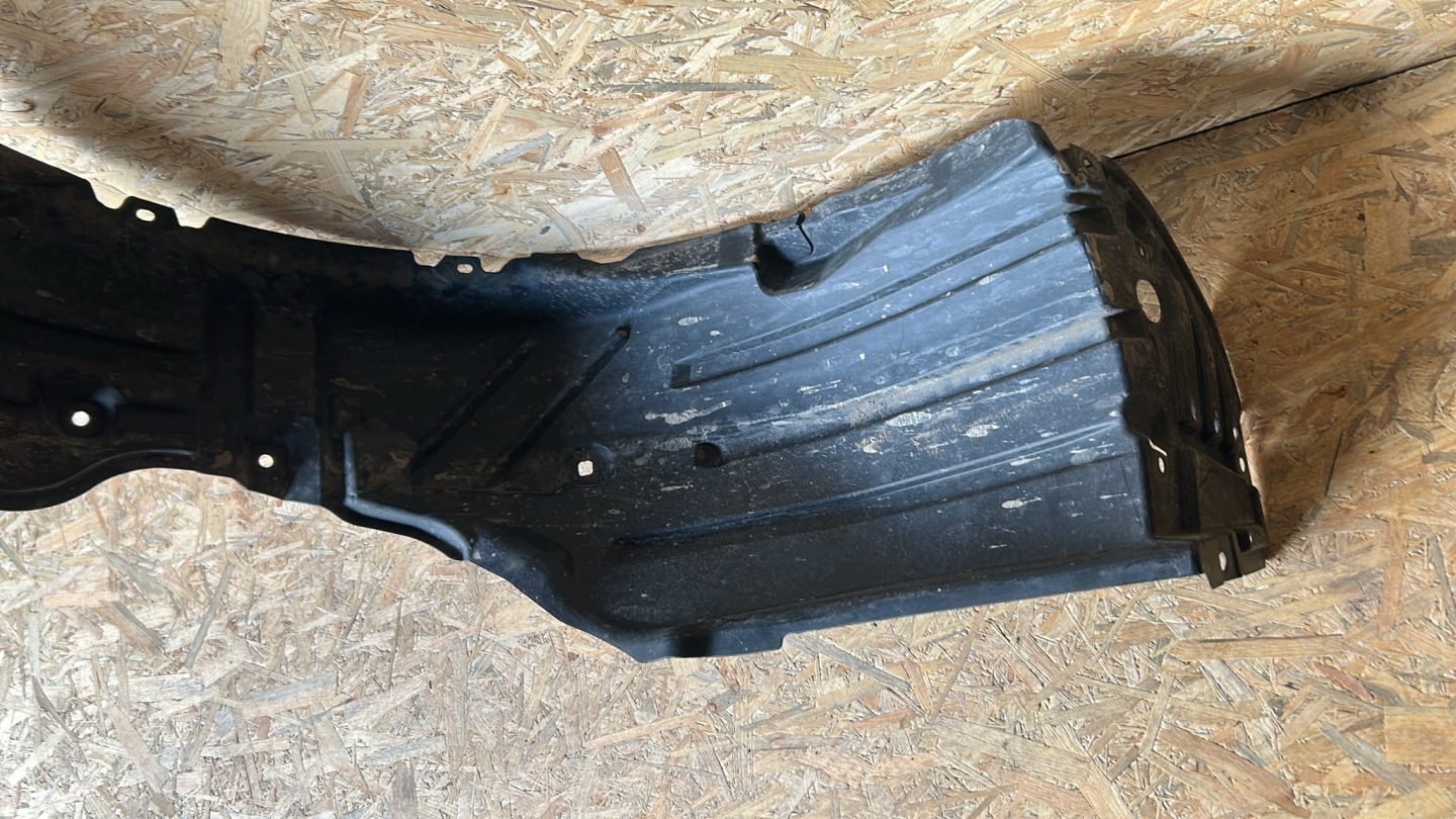 mudguard right right front front TOYOTA YARIS IV 20