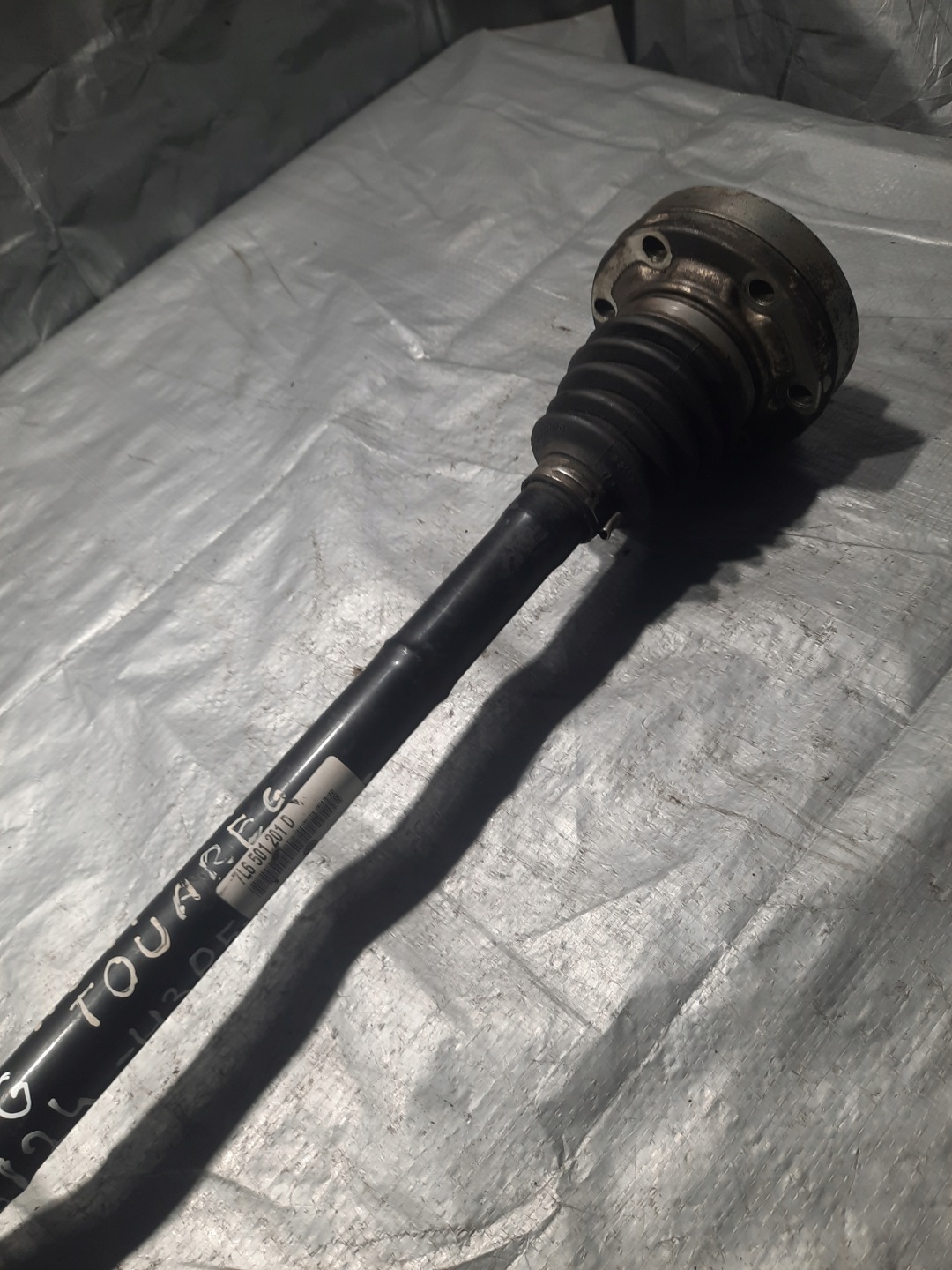 semi-axis left left rear part VW TOUAREG 7L 3.0 TDI BKS