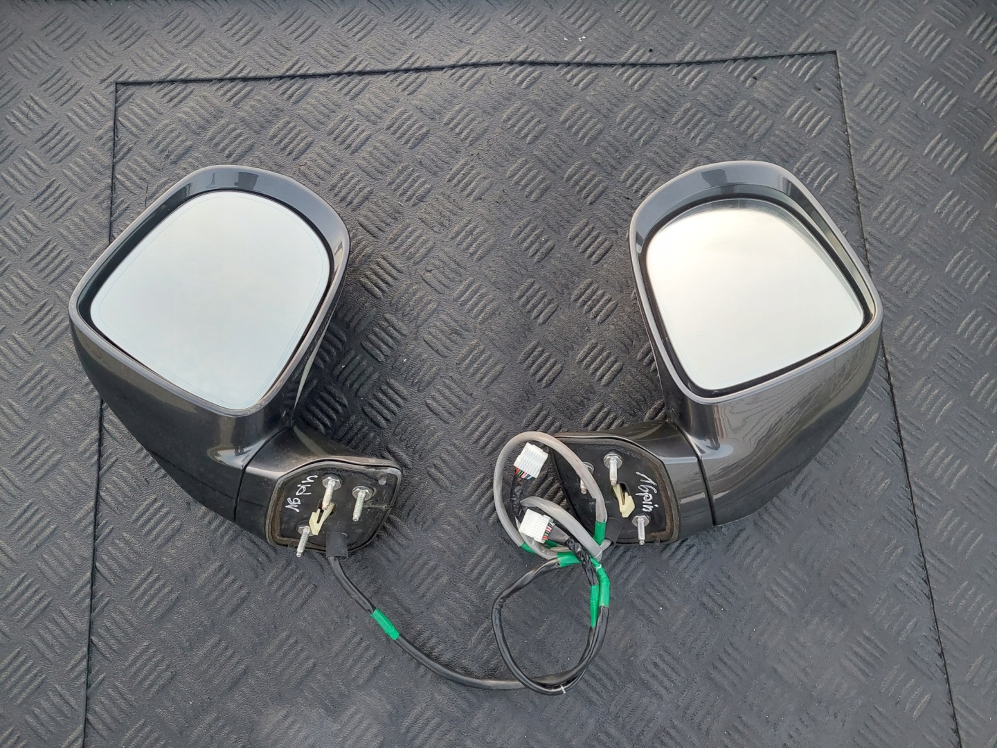 mirror left 16 PIN LEXUS RX III 450 RX450 H 1G0