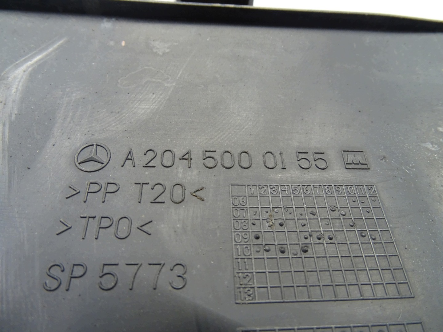 abdeckung frontmaske vorne oben MERCEDES W204 A2045000155