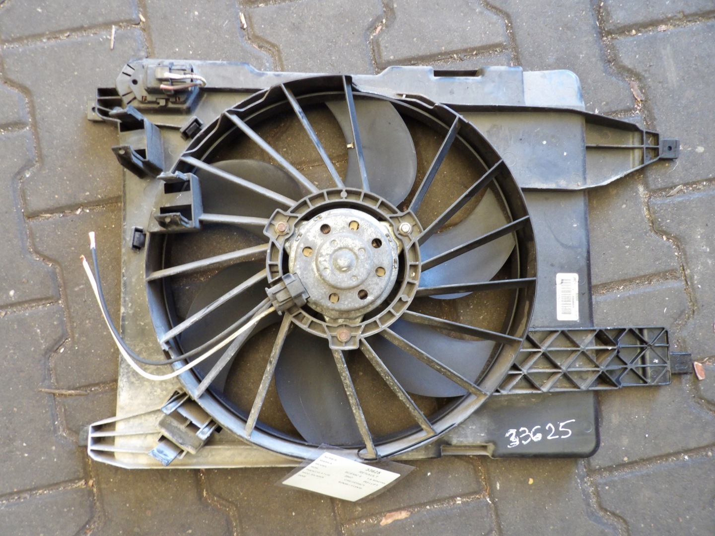 Renault Scenic II ventilátor chladiče 1,6B