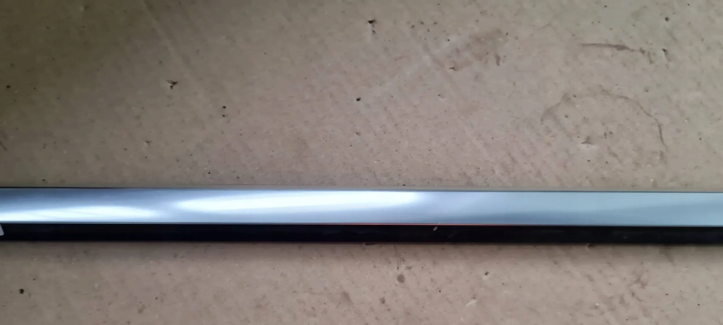 Q3 83A moulding dust door left left rear part CHROM 83A839475