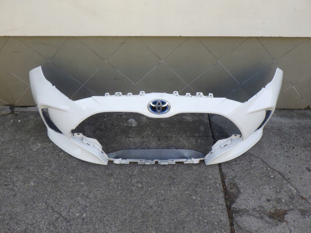 TOYOTA YARIS 4 IV P21 2020- front bumper