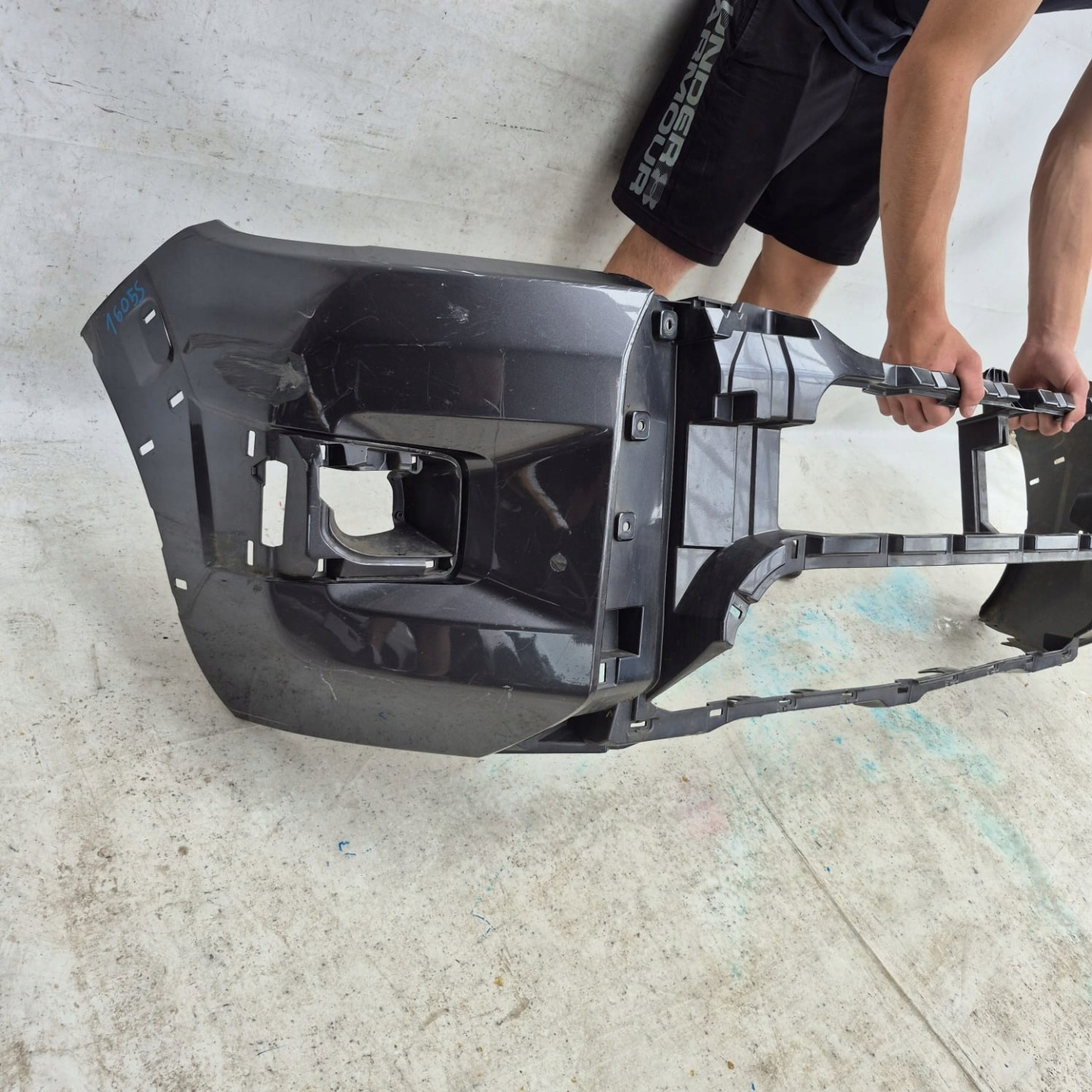 TOYOTA HILUX VIII 8 LIFT INVINCIBLE 20- bumper front front PDC