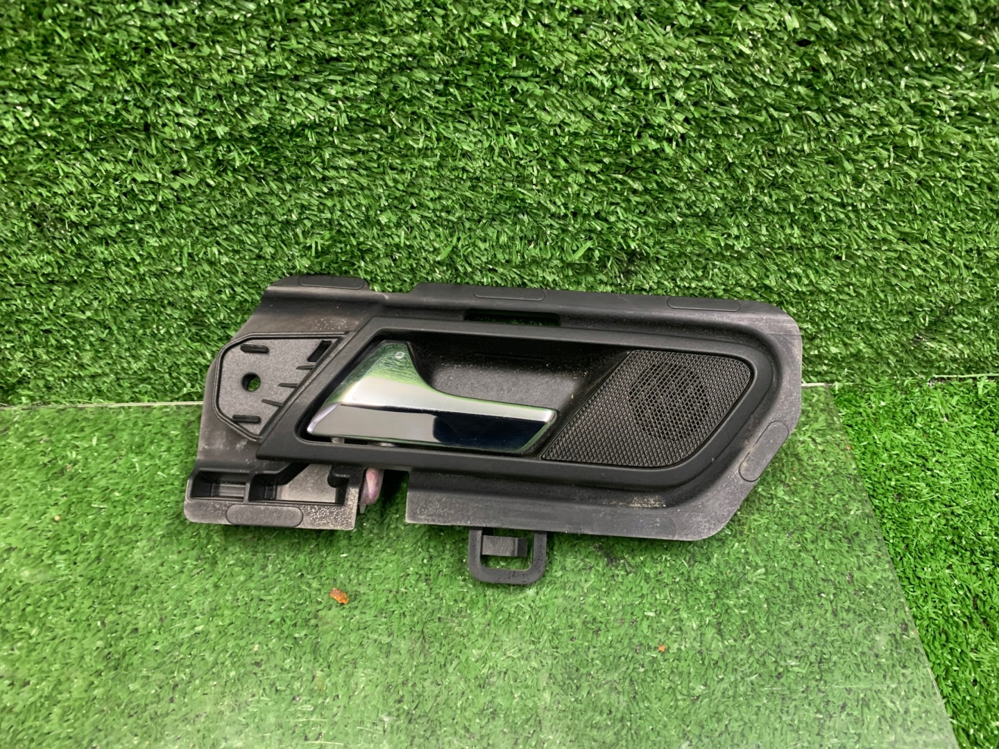 MERCEDES R W251 handle inner door left rear part A2517600361