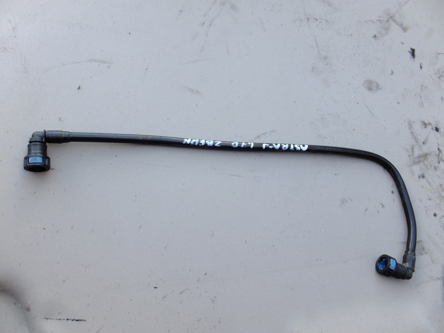 fuel line opel astra J 1,7 cdti 2010r