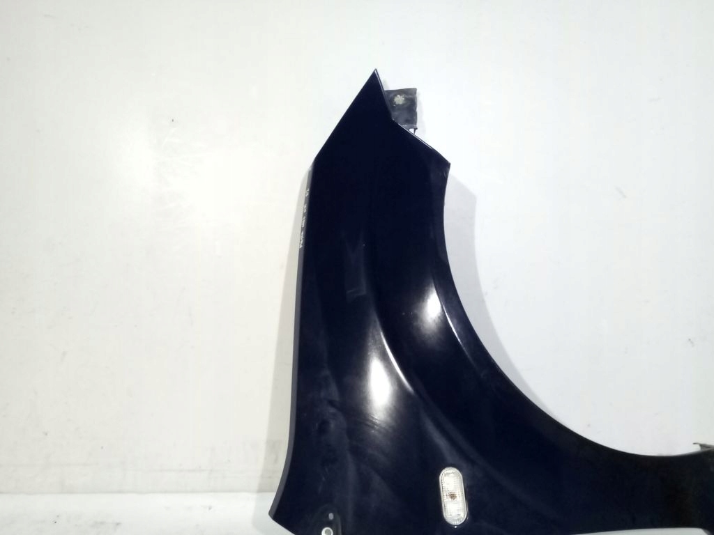 Ford Fiesta MK6 lift parafango Destra E8