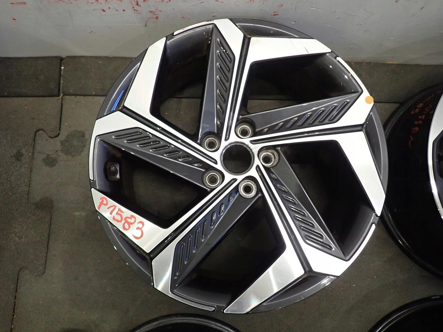 disk disk HYUNDAI 5x114,3 ET51 7,5J 19" 52910-N7300