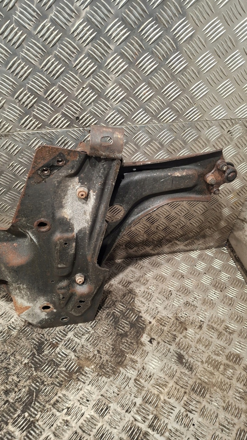 subframe axle beam below engine PEUGEOT 301 1.6HDI