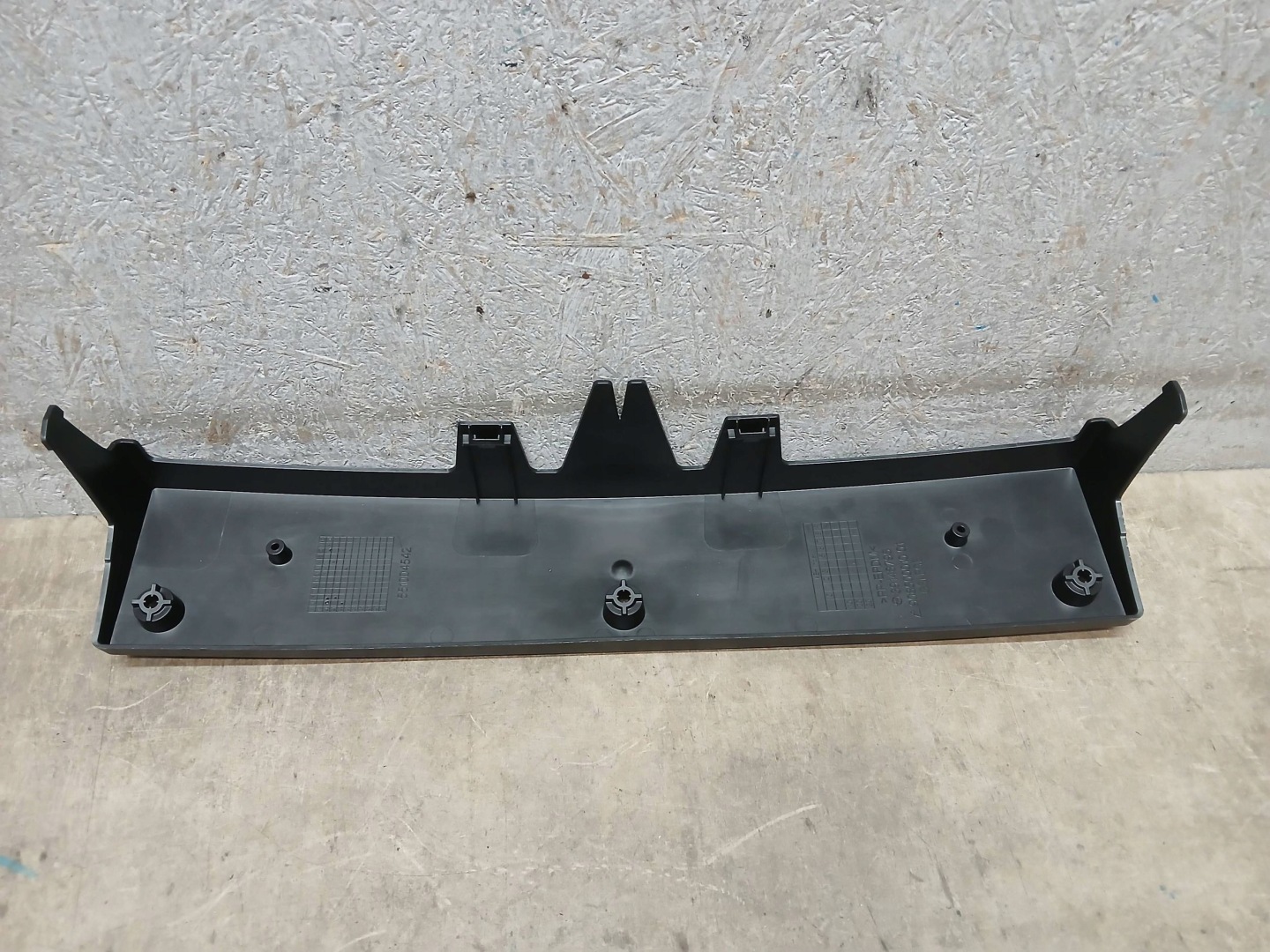 bumper front cap below TABLICE OPEL INSIGNIA B 39148796 new