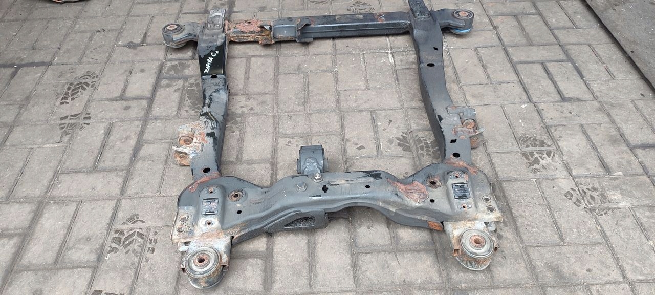 axle beam subframe front front Opel Zafira C
