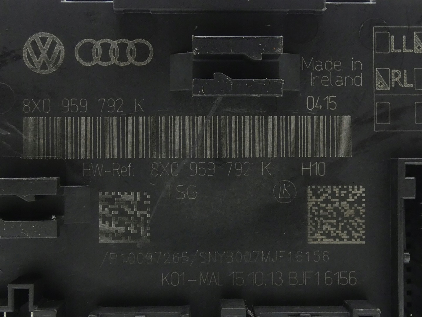 module control unit door AUDI A1 8X Q3 SKODA SUPERB II 8X0959792K