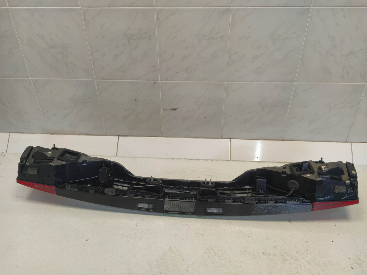 AUDI Q8 4M8 light lights rear part rear cap bonnet