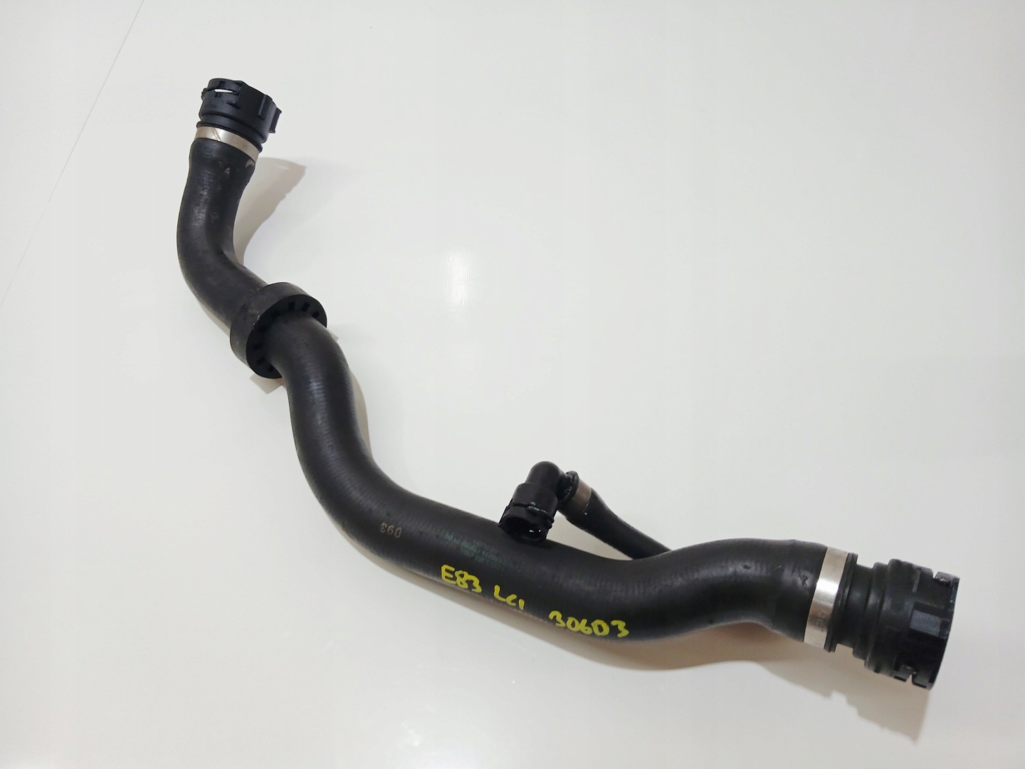 prijenos crijevo vode BMW X3 E83 306D3 LCI OE 3401058