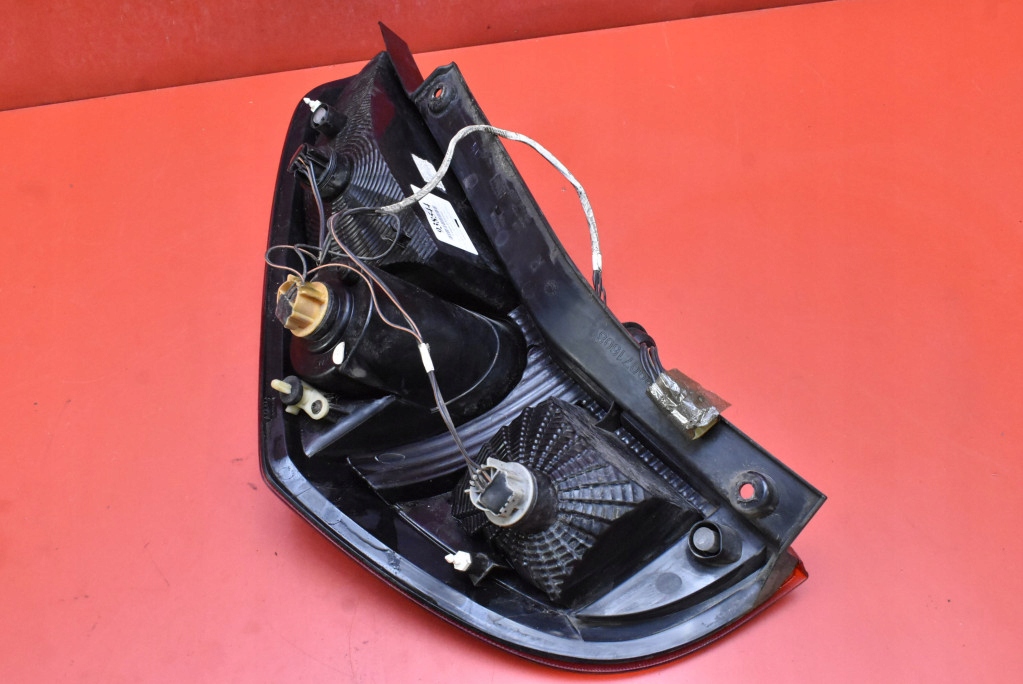 light right rear part rear 89071608 SUZUKI SPLASH 5D 08-12