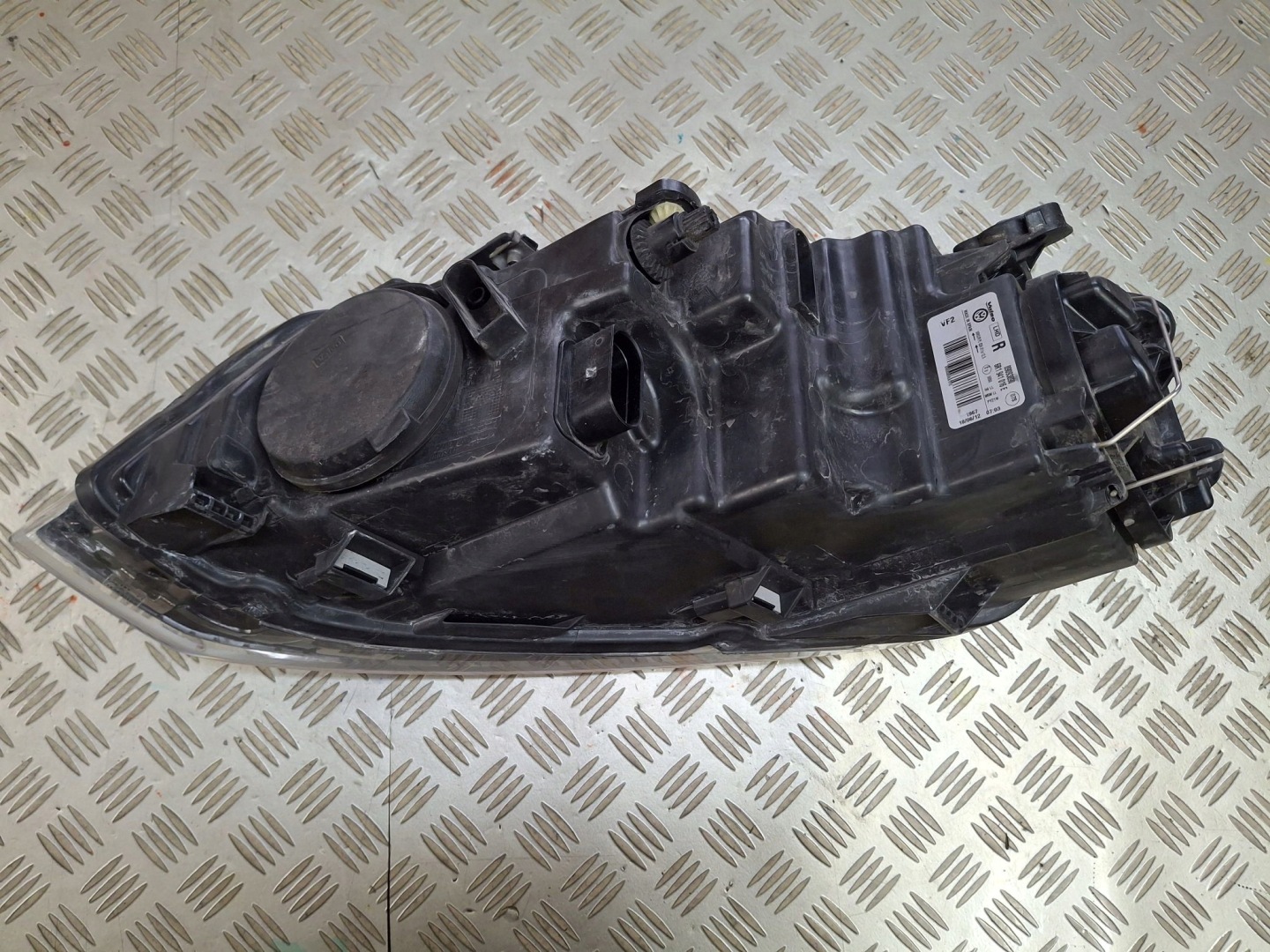 light front right VW POLO 6R0 VALEO 2009R->