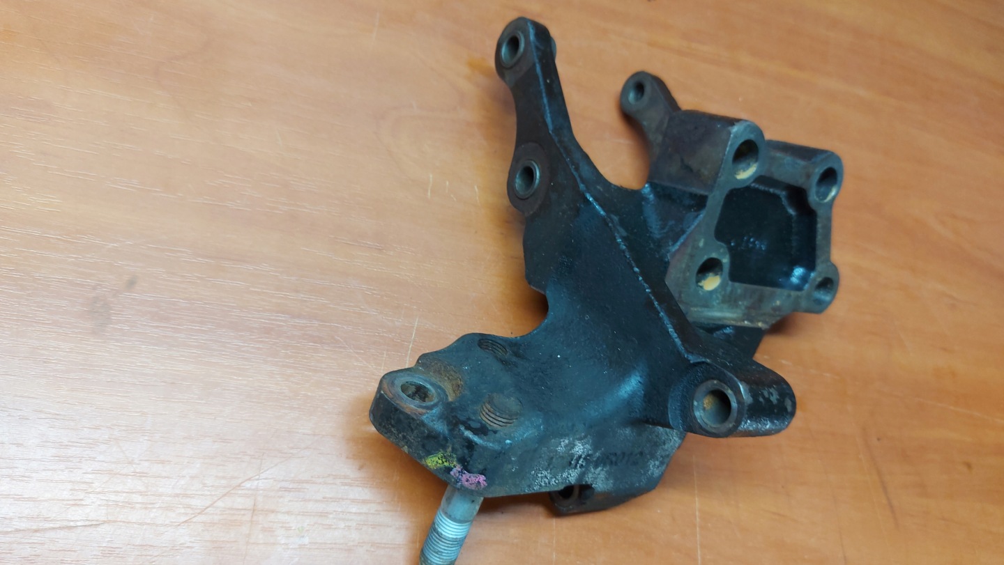 console bearing airbag engine mount left TOYOTA AVENSIS II COROLLA VERSO