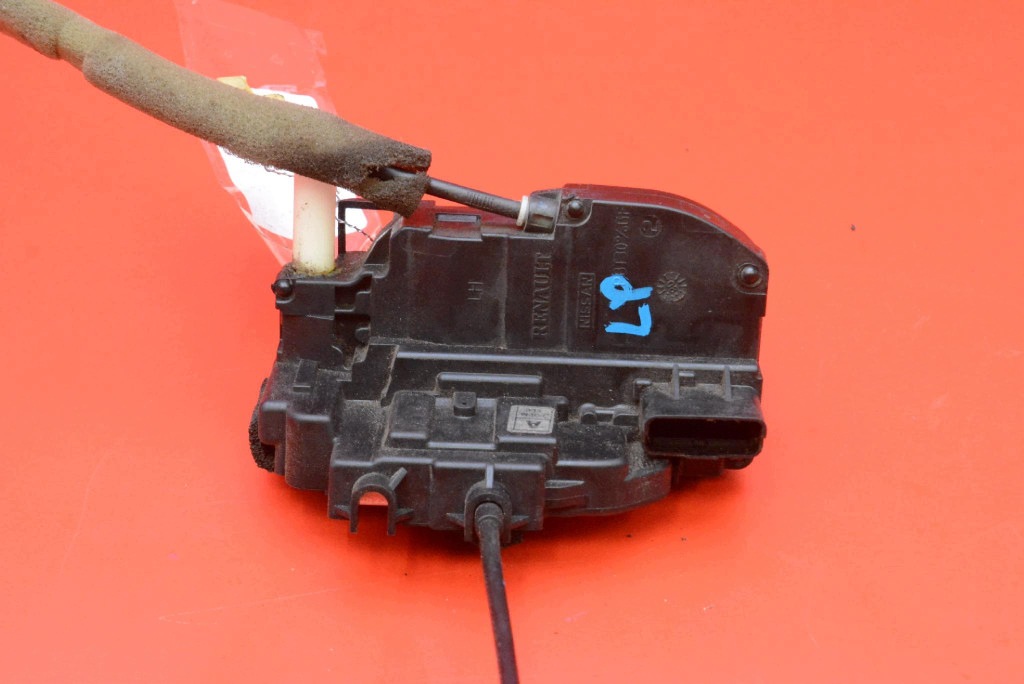 lock door left front front EU P32M RENAULT KOLEOS 1 and 08-11