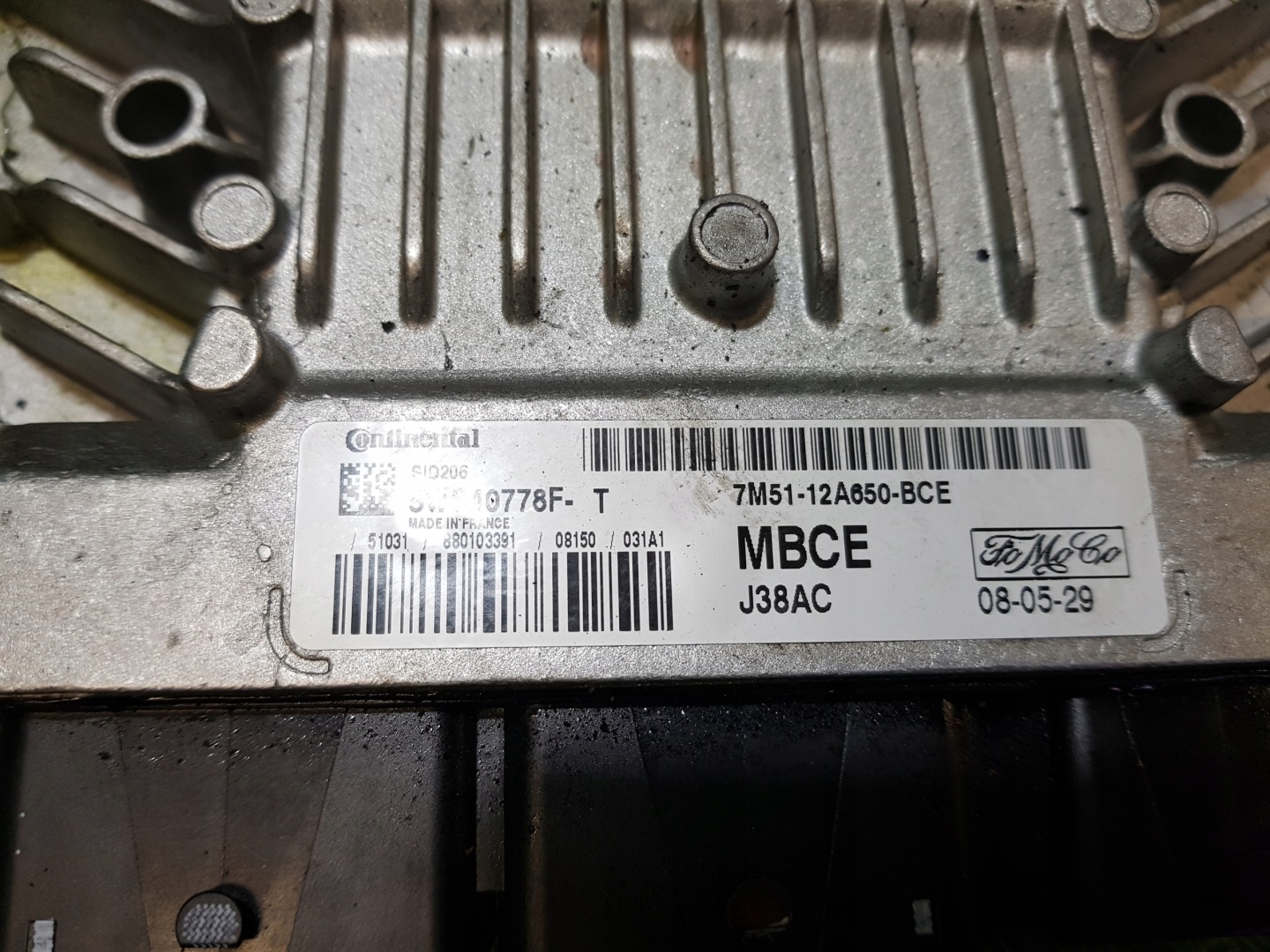 computer of the engine control unit FORD FOCUS MK2 LIFT 7M51-12A650-BCE