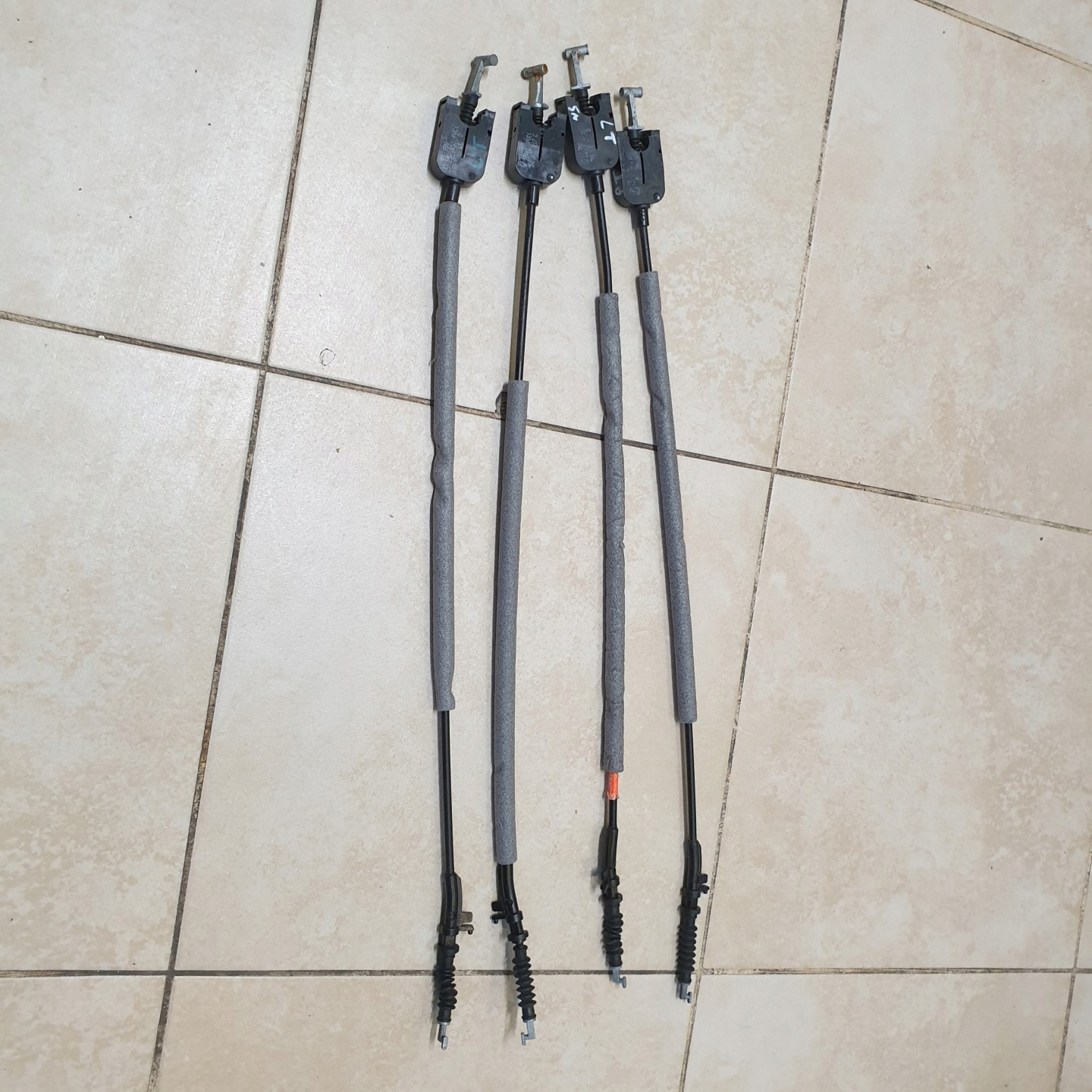 rope lever handles left right rear part VW POLO V 6R OE