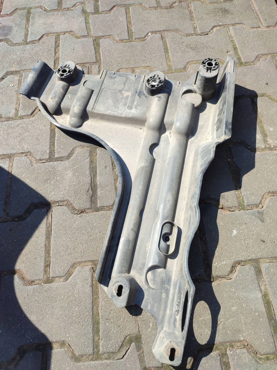 Peugeot 2008 II 2020 rear part side right cover rear chassis below boot