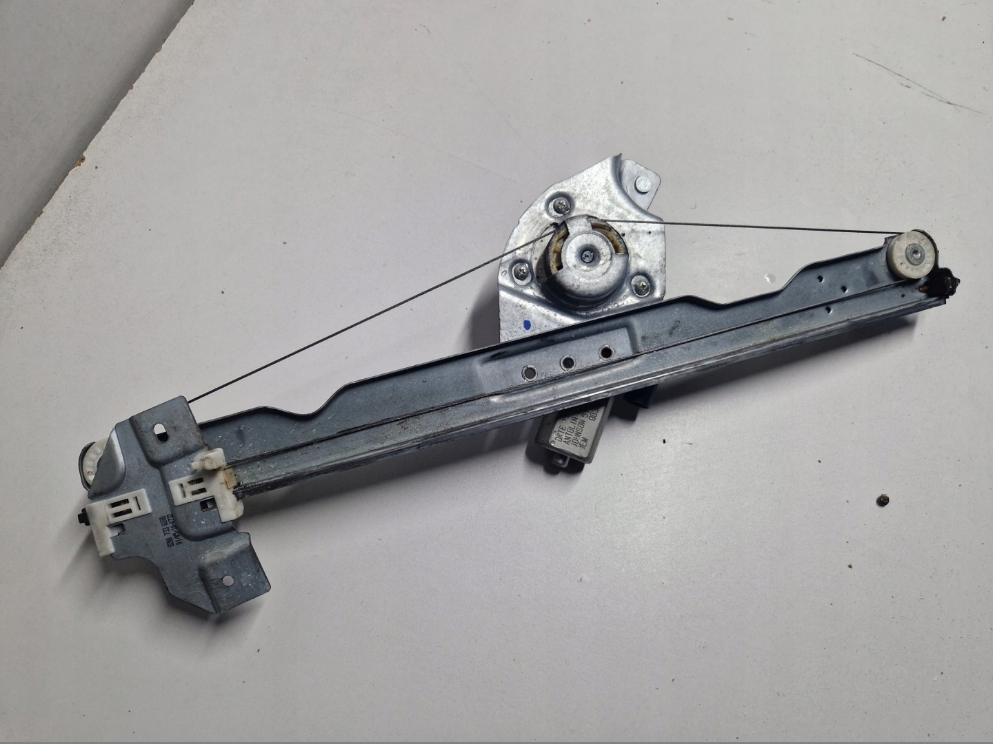 DACIA SANDERO and 1 mechanism lifting windows right front