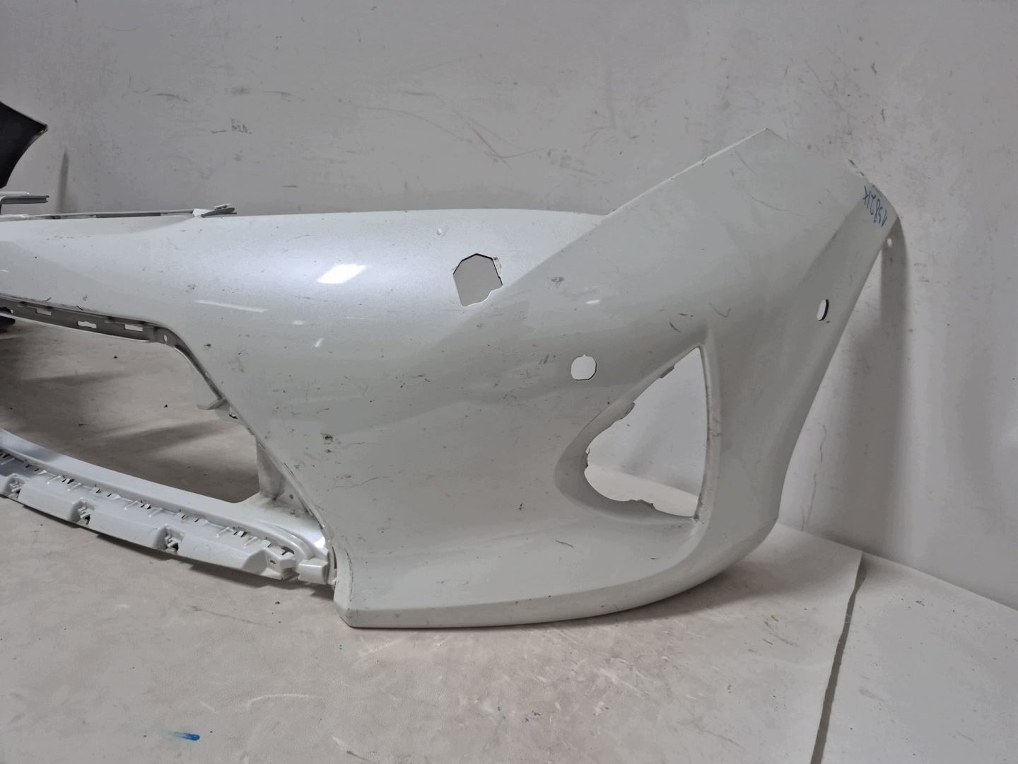 TOYOTA AURIS II 2 12- bumper front front SPR PDC 52119-02A20