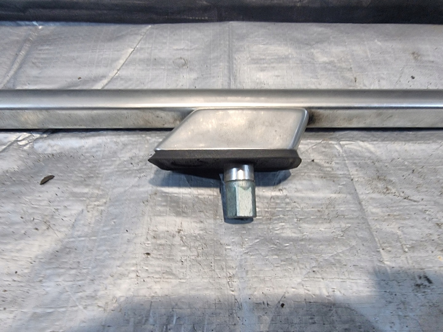 talp DACHOWY jobb AUDI A6 C5 KOMBI