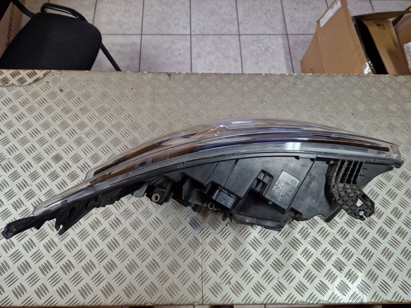 light left front lens Z LED FORD CUSTOM LIFT 2017R->