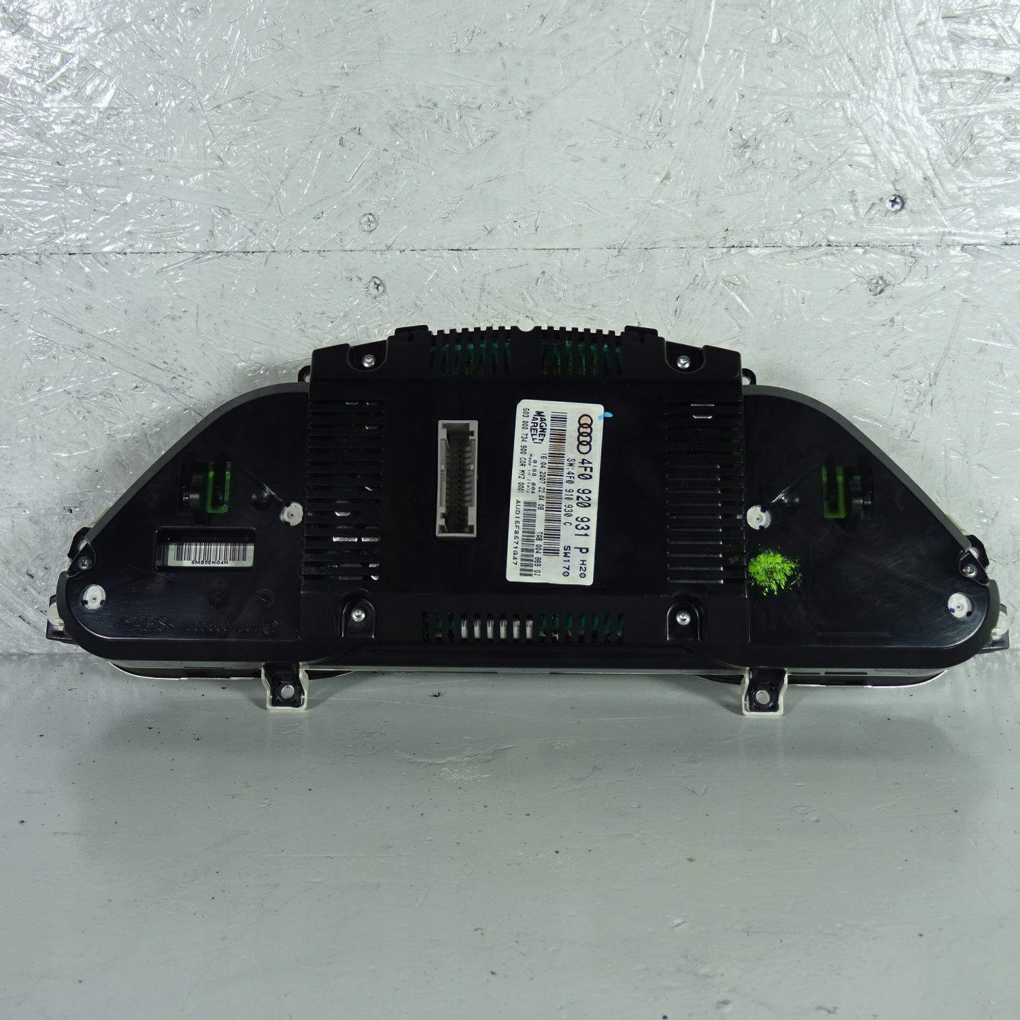 AUDI A6 C6 3.0TDI dials 4F0920931P
