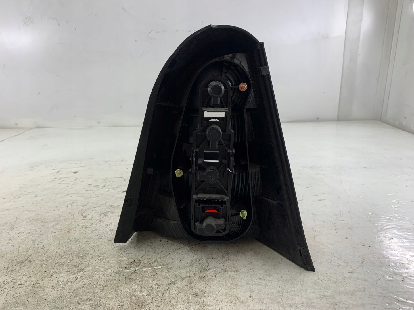 MERCEDES W168 LIFT light left rear part