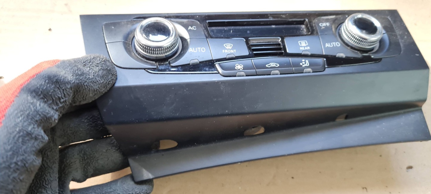 A4 B8 LIFT PANEL klími klimatizaci ANGLIK 8K2820043AC A5 8T