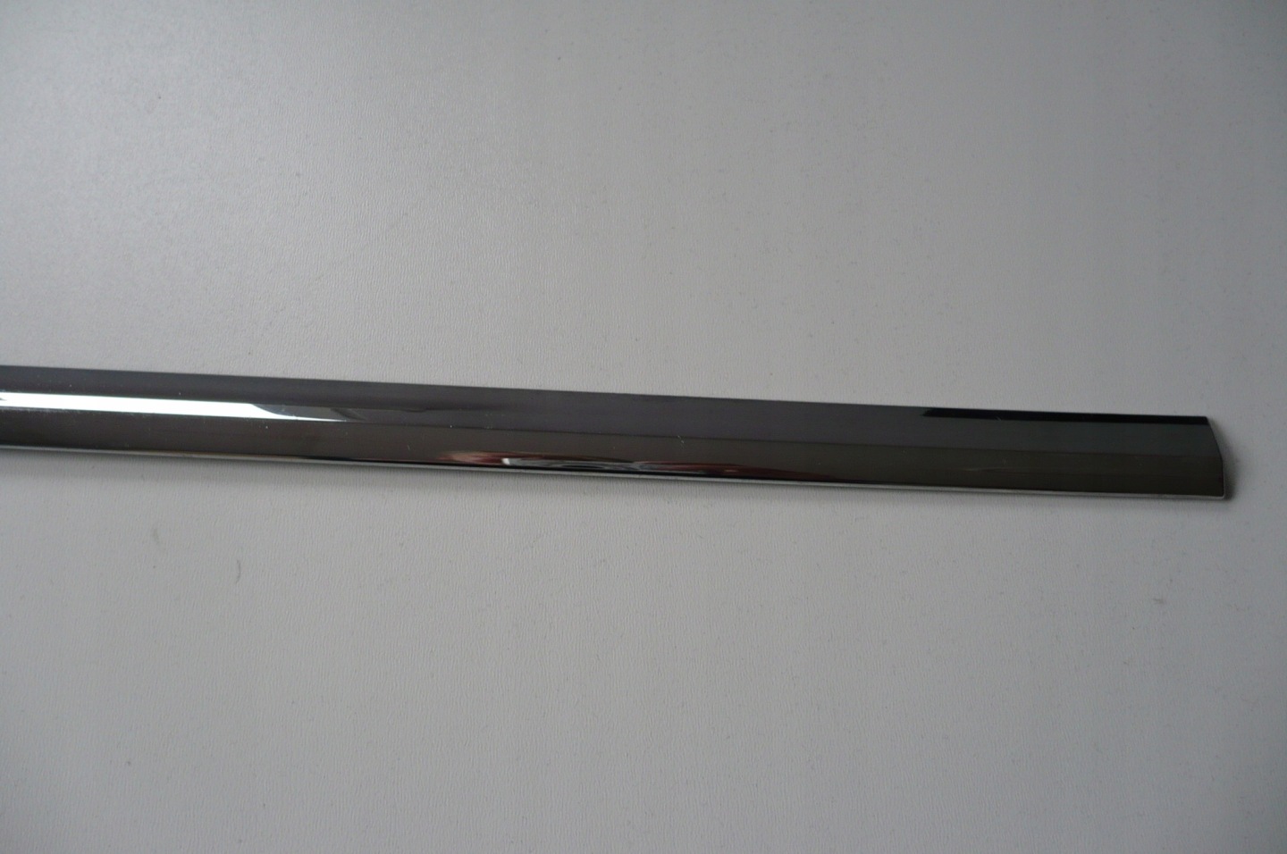 VW PASSAT CC 08- moulding CHROM door left front central original