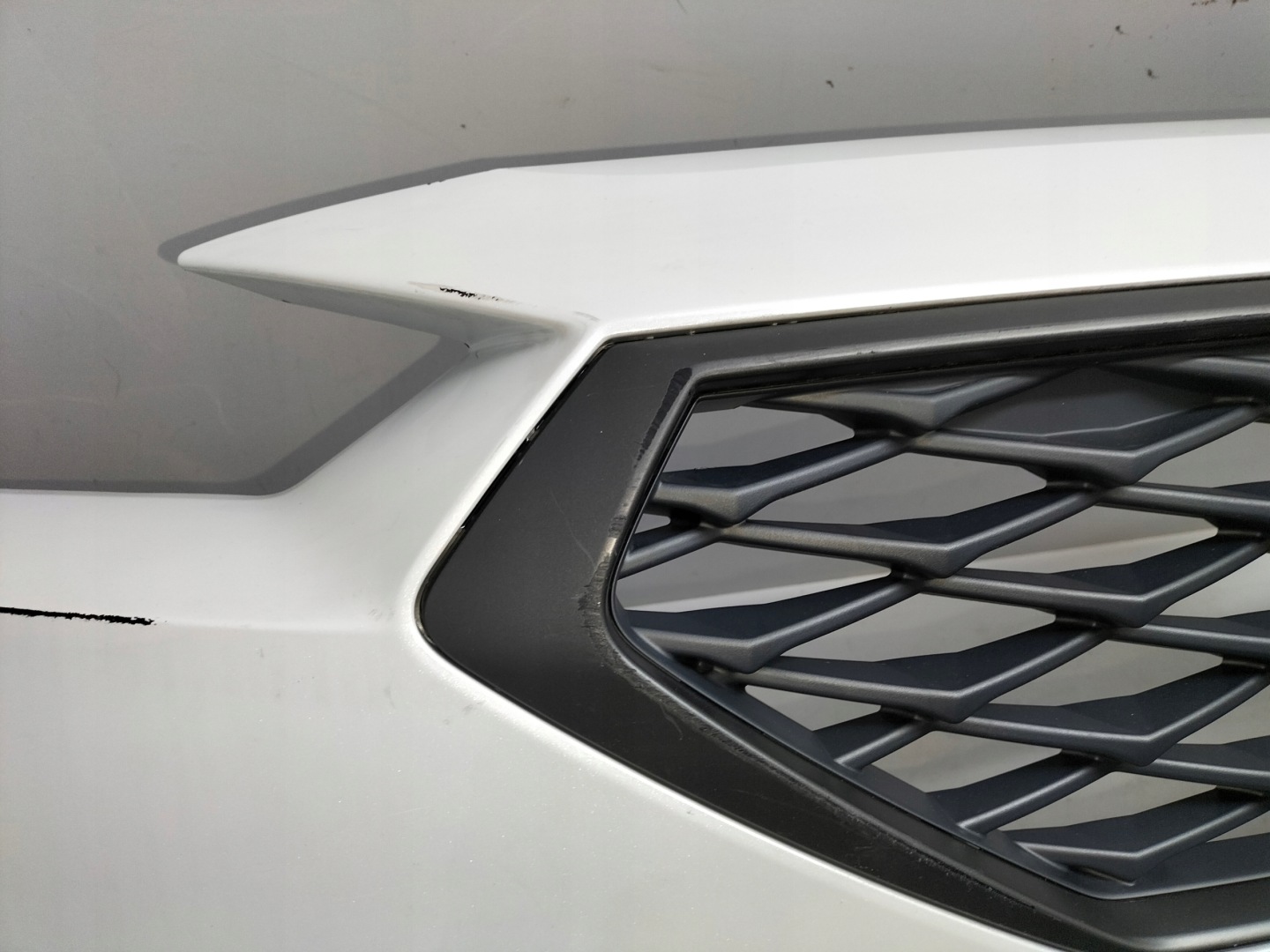 frontstoßstange vorne SEAT TARRACO 18- FR