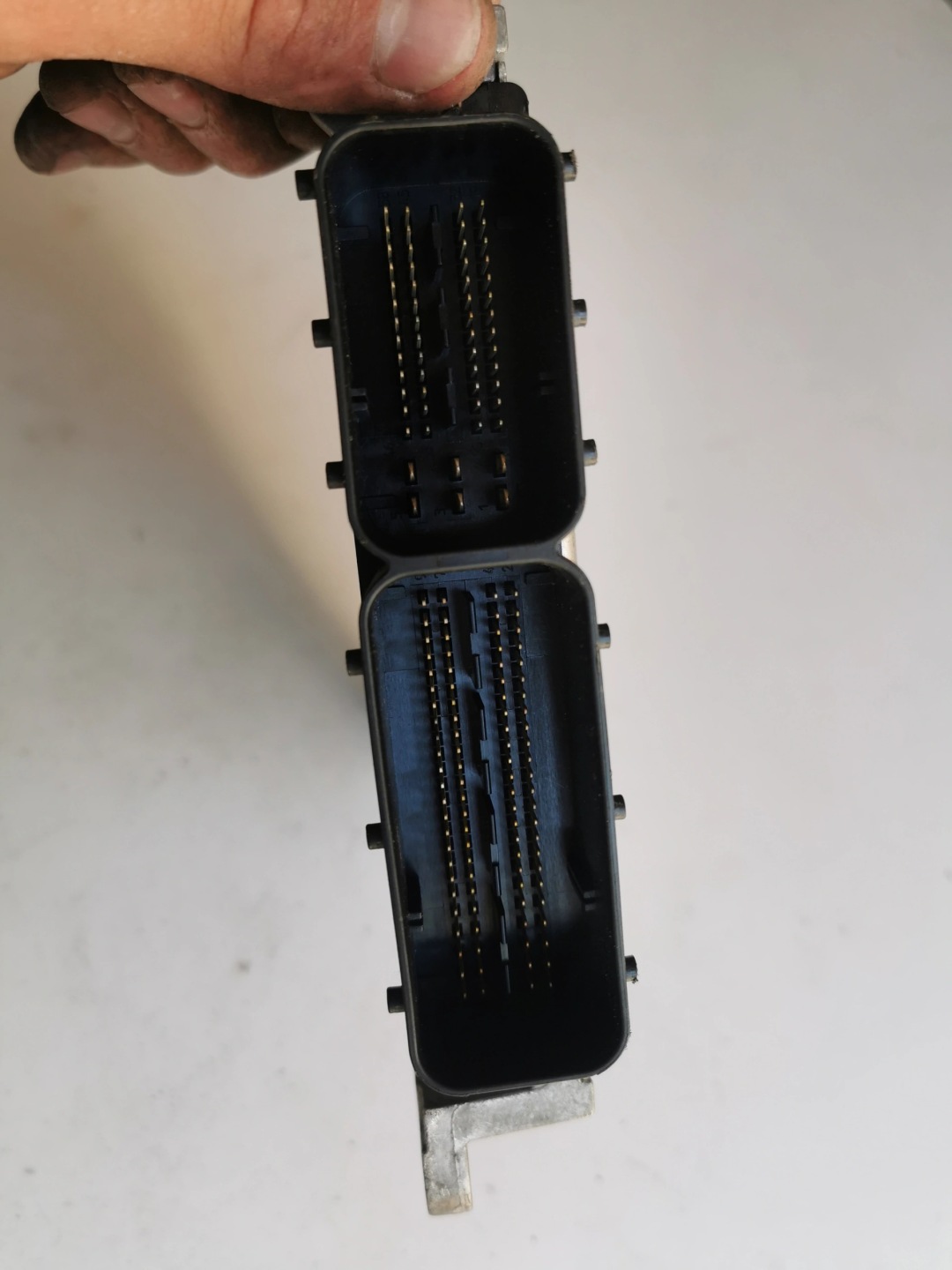 MERCEDES computer ECU A6519007401 A6519011801 2832