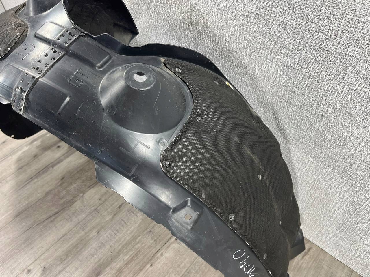 KIA EV6 GT GT-LINE 2021-> mudguard left front 86813-CV500