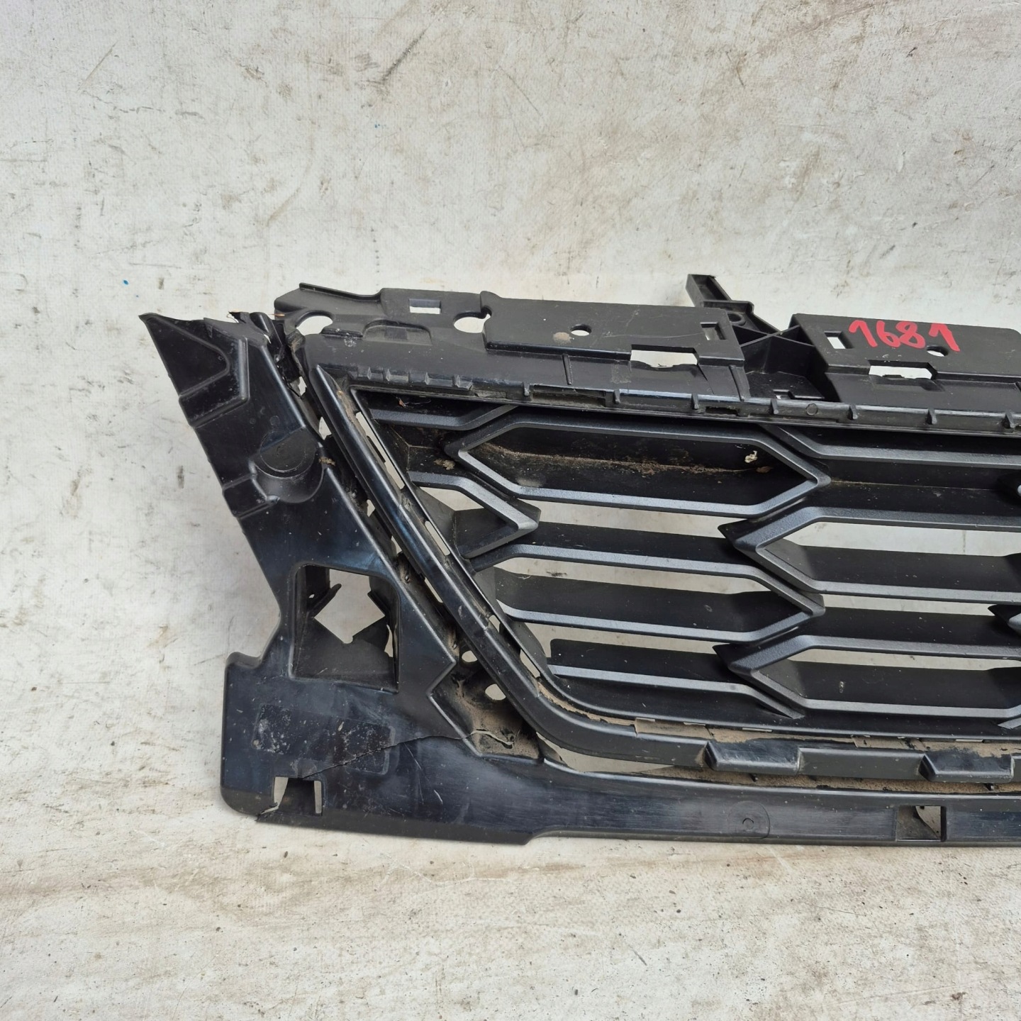 SEAT LEON III 3 FR LIFT 16-20 Grill Grill