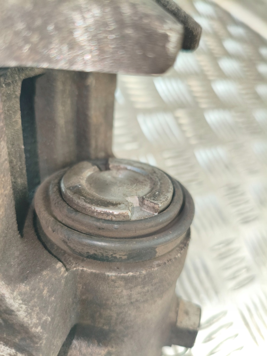 caliper rear part left SEAT TOLEDO II 2 1.9 TDI