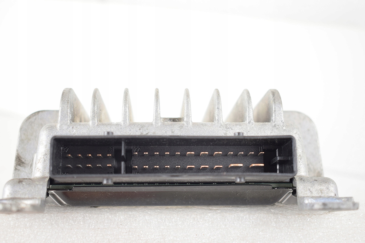 amplifier BOSE AUDI A3 8P LIFT CABRIO 8P7035223