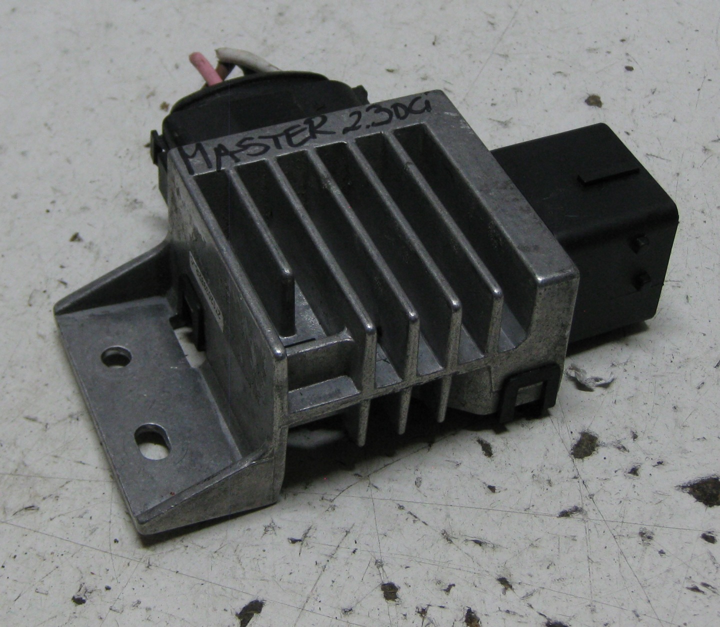 RENAULT MASTER III LIFT control unit PRZEKZNIK plugs ZAROWYCH 271203982R