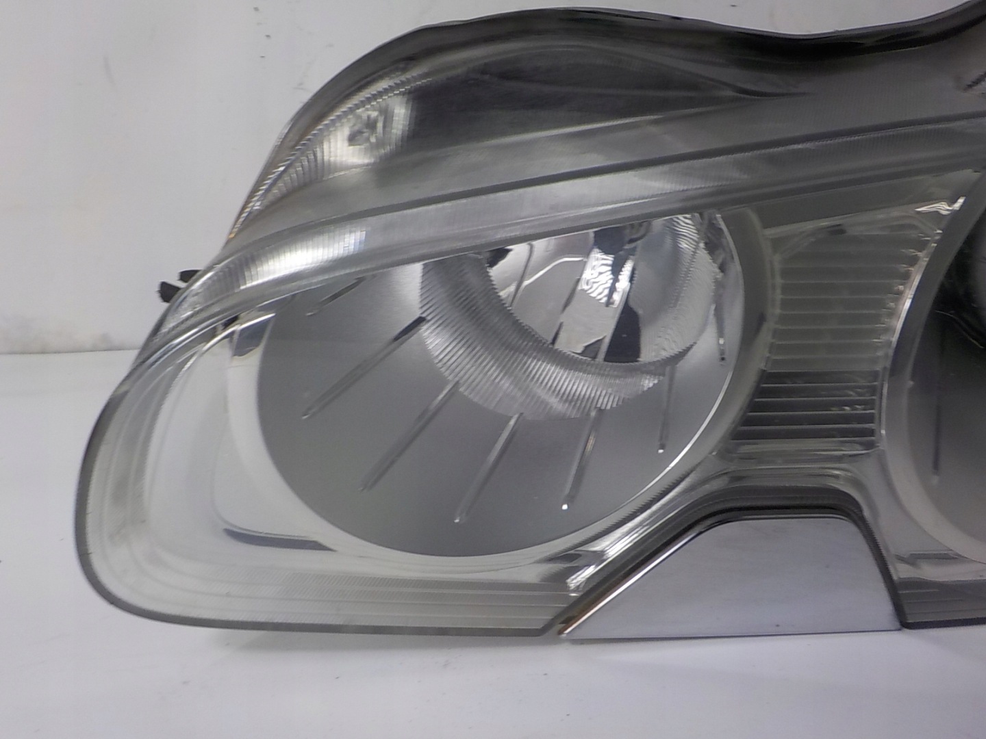 JAGUAR XF X250 XENON light left front front UK