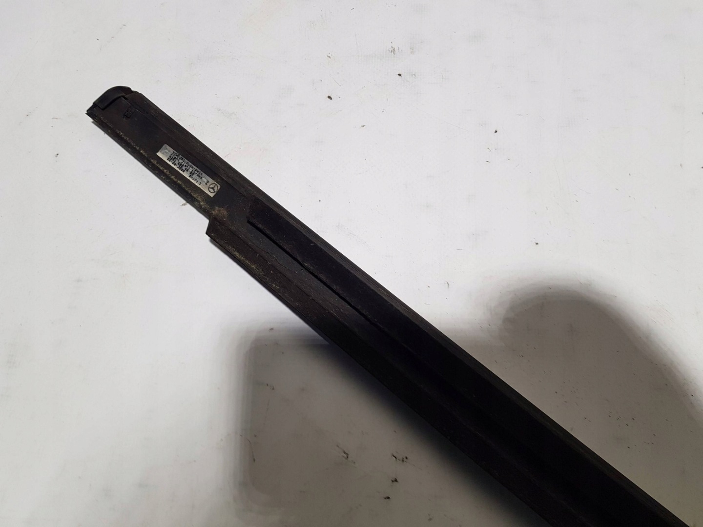 MERCEDES W251 moulding dust CHROM right front