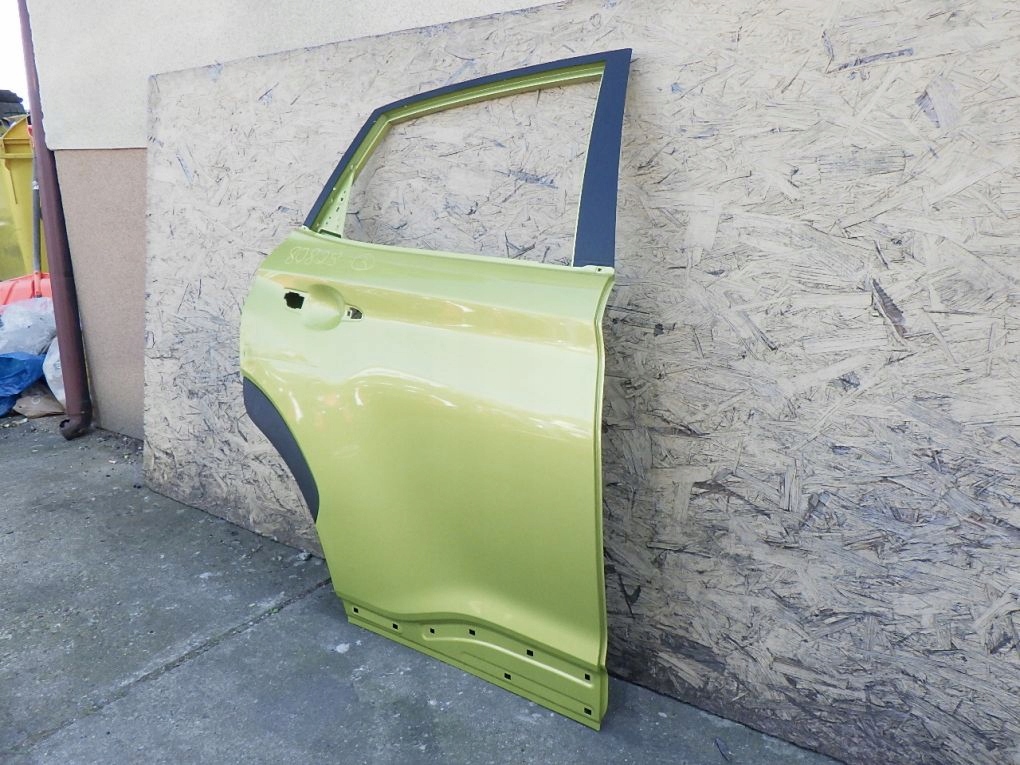 HYUNDAI KONA 17- door right rear.