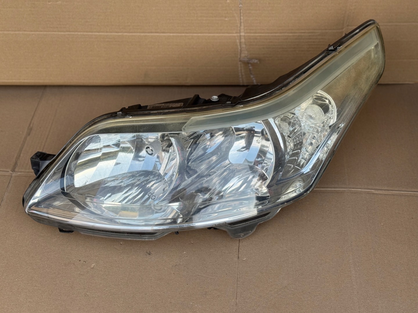 CITROEN C4 and LIFT light left front EUROPA 9684381980