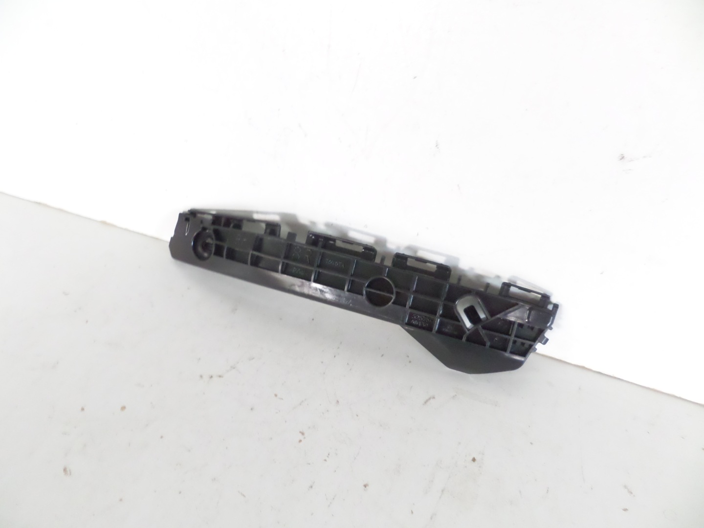 SUPPORT SUPPORT PLAQUE ARRIÈRE DROITE TOYOTA YARIS III 11-14
