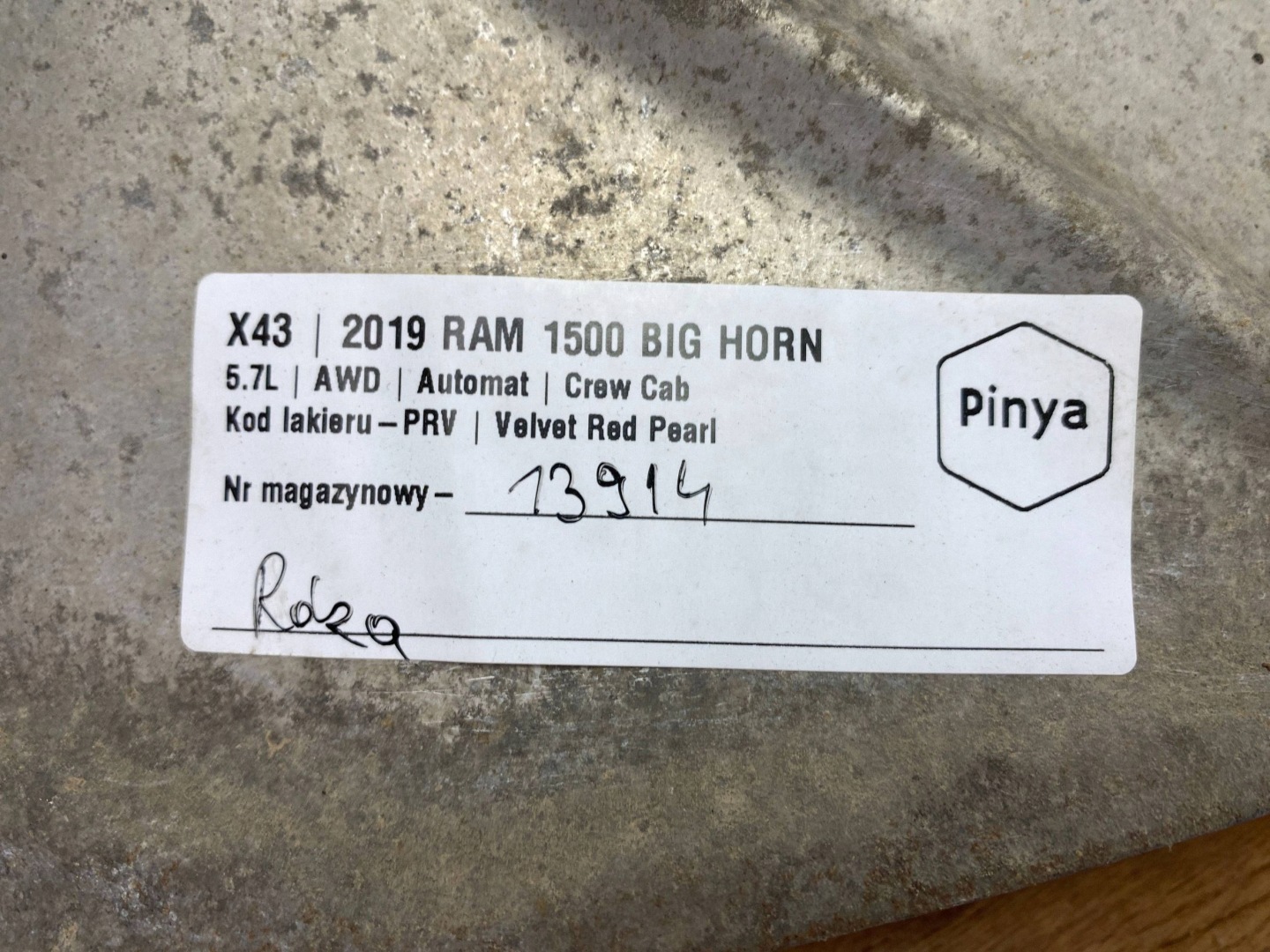 Wklad Roues de la roue de secours Ram 1500 DT 2019+