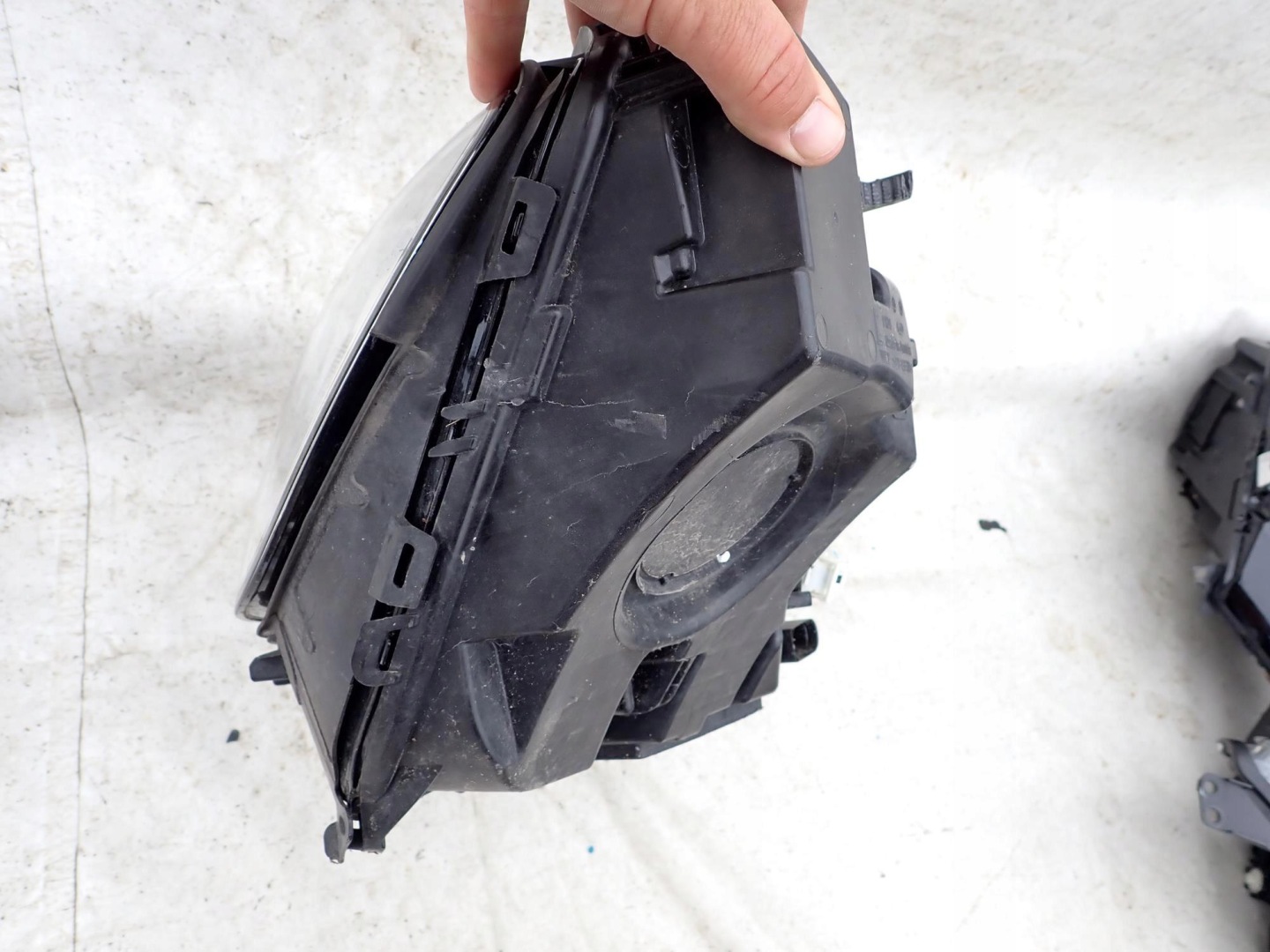 MERCEDES GLC and 1 X253 LIFT 19-22 light front front left