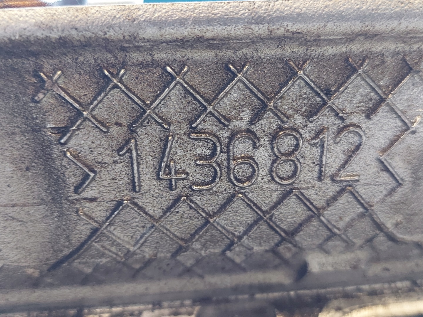 head. BMW E46 E39 2.2 B 1436812